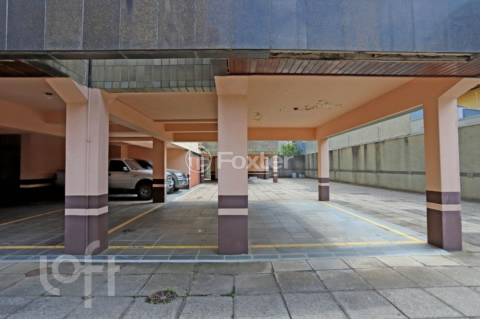 Image 42 - 846945