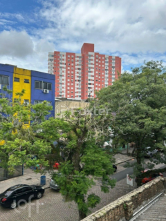 Image 7 - 847070