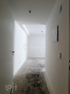 Image 6 - 847261