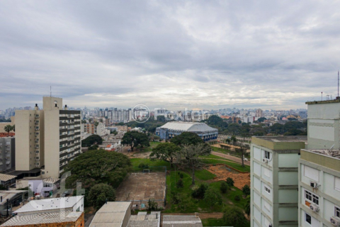 Image 24 - 847470
