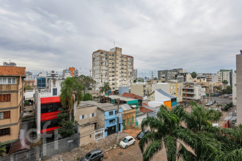 Image 21 - 847470