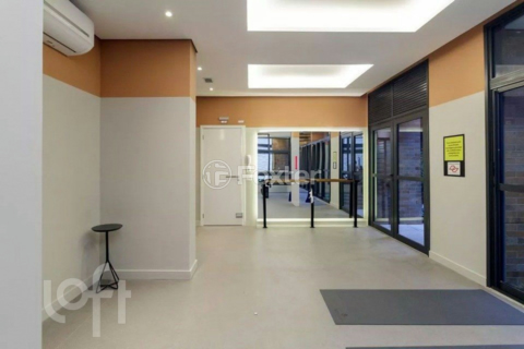 Image 33 - 847624