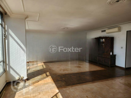Image 3 - 847803