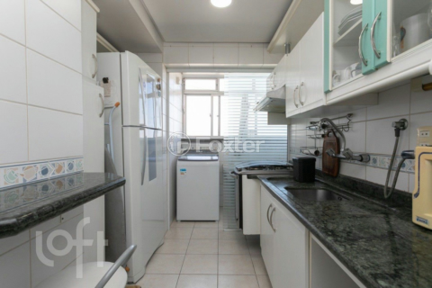 Image 24 - 847843
