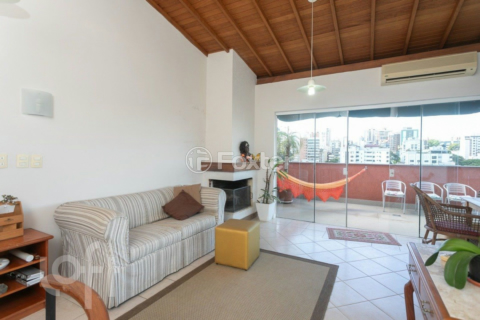 Image 32 - 847843
