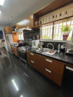 Image 7 - 847891
