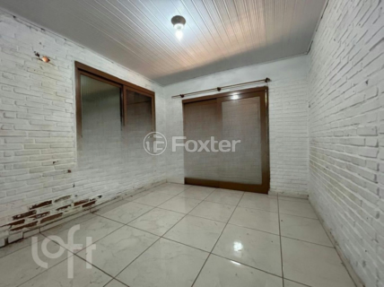 Image 8 - 847996