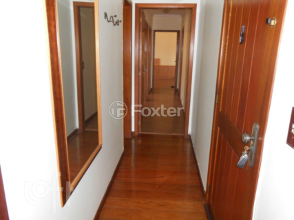 Image 7 - 848071