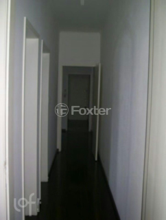 Image 6 - 848130