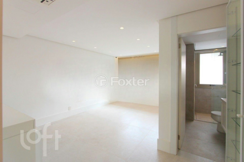 Image 5 - 848177