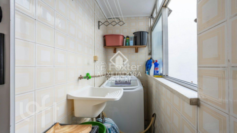Image 9 - 848314