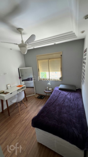 Image 17 - 848329