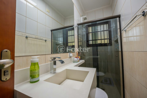 Image 11 - 848349