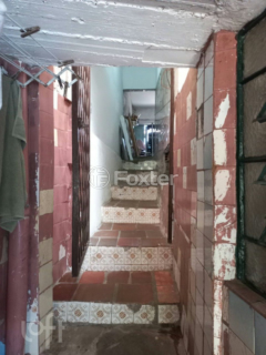 Image 21 - 848596