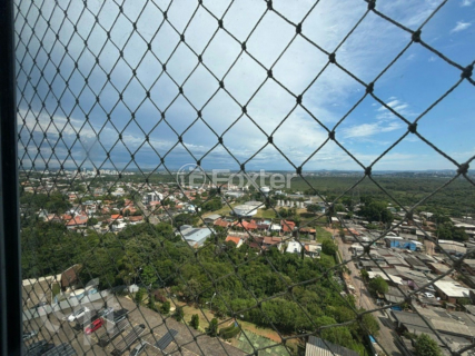 Image 12 - 848760