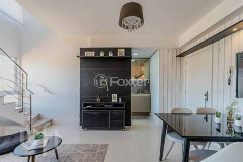 Image 0 - 848777