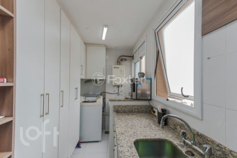 Image 8 - 848780