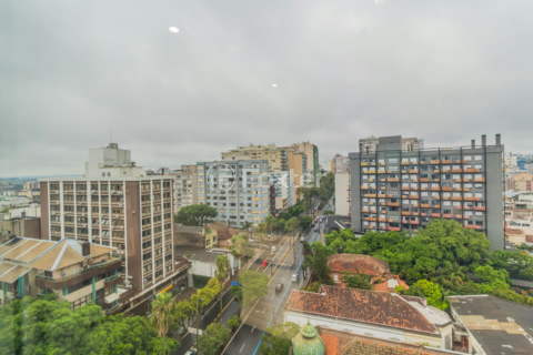 Image 11 - 848835