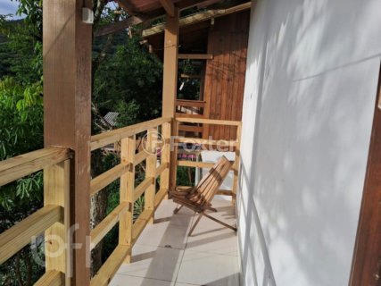 Image 4 - 848842