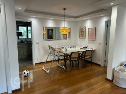 Image 3 - 848861