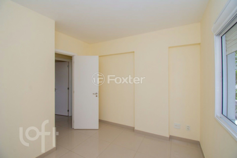 Image 7 - 848960