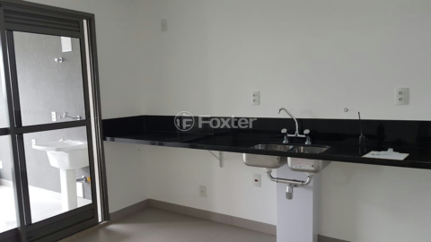 Image 3 - 848997
