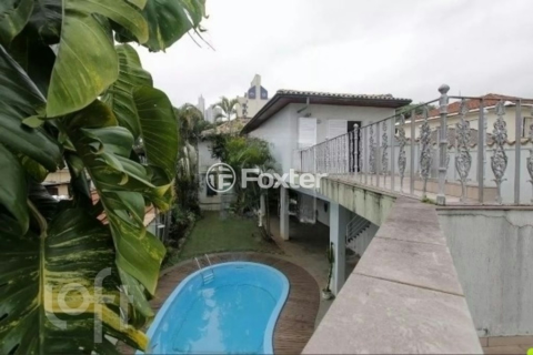 Image 7 - 849019