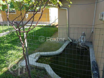 Image 8 - 849043