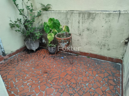 Image 9 - 849635