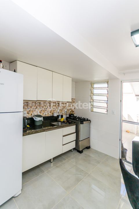 Image 21 - 849659