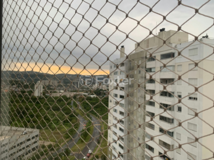 Image 5 - 849708