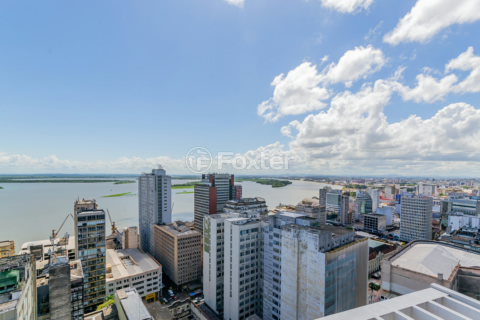 Image 10 - 849809