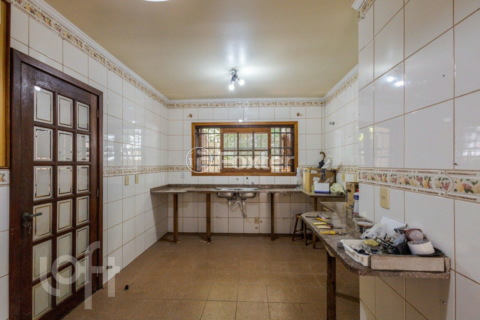 Image 7 - 849868
