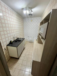 Image 5 - 849927