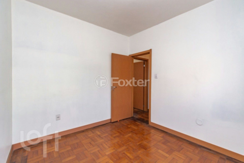Image 7 - 849934