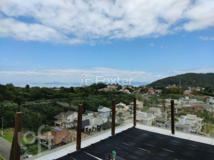 Image 6 - 849989
