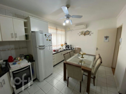 Image 4 - 850115