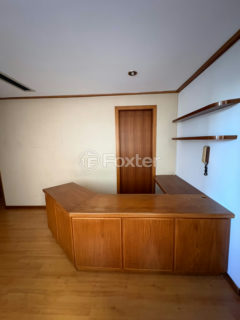 Image 9 - 850931