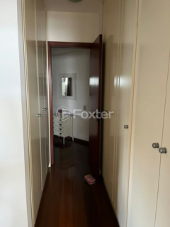 Image 7 - 850968