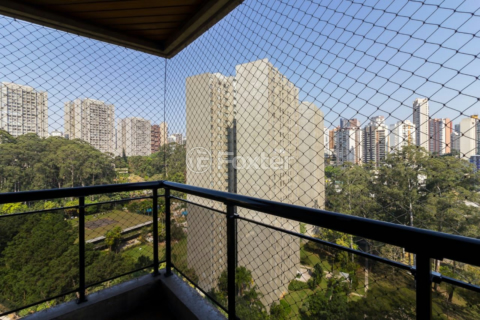 Image 4 - 850968
