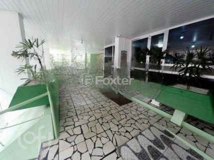 Image 9 - 850978