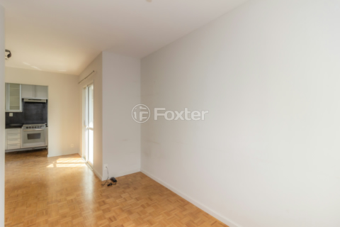 Image 7 - 850997