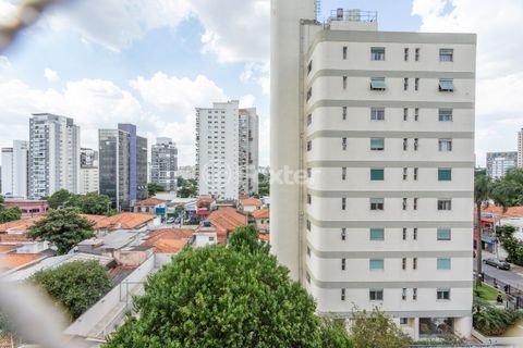 Image 7 - 851093