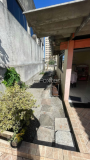 Image 6 - 851253