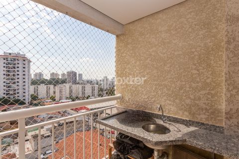 Image 9 - 851299