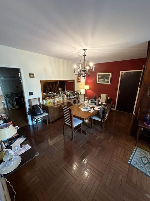 Image 3 - 851316