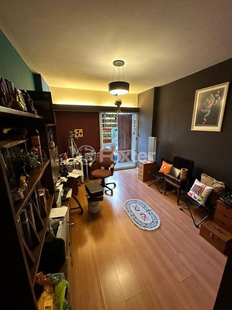 Image 2 - 851316