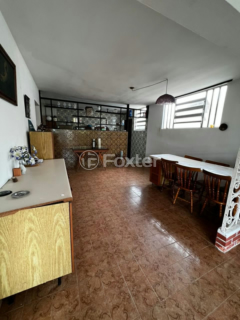 Image 6 - 851471