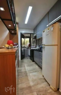 Image 7 - 851512
