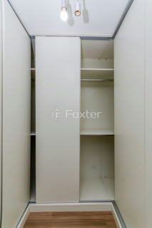Image 28 - 851652